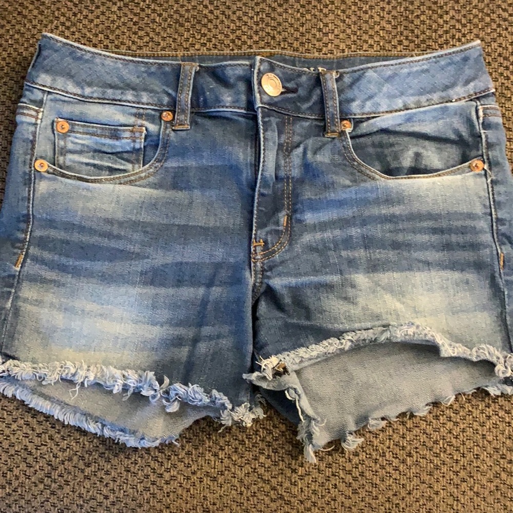 AE JEAN SHORTS